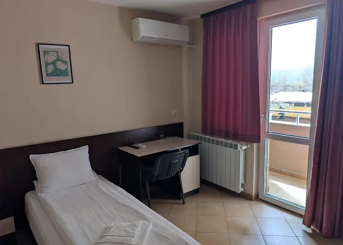 Hotel Poli