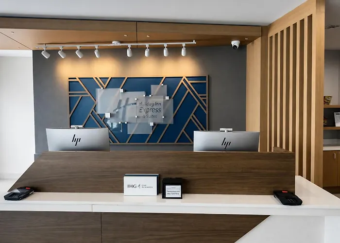 Holiday Inn Express & Suites Lexington South By Ihg
