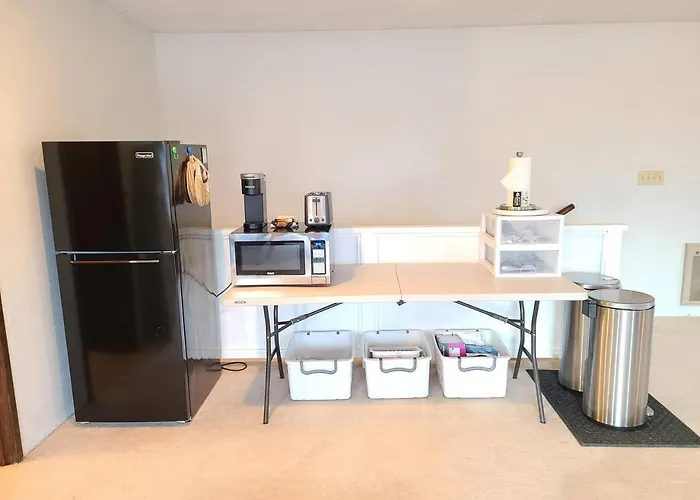 Chic Tacoma Loft- The Urban Nest - Tacoma Pnw