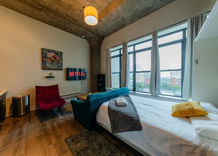 Mccormick Suites By Slumber Stay