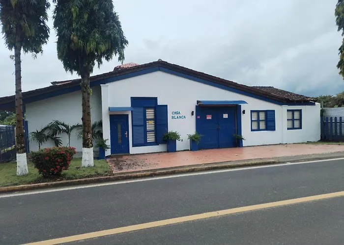 Hotel Casa Blanca