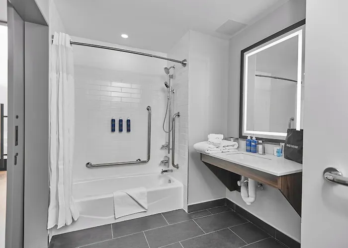 Four Points By Sheraton Oakville