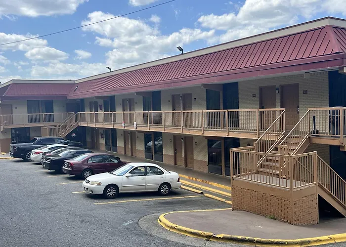 University Inn Winston