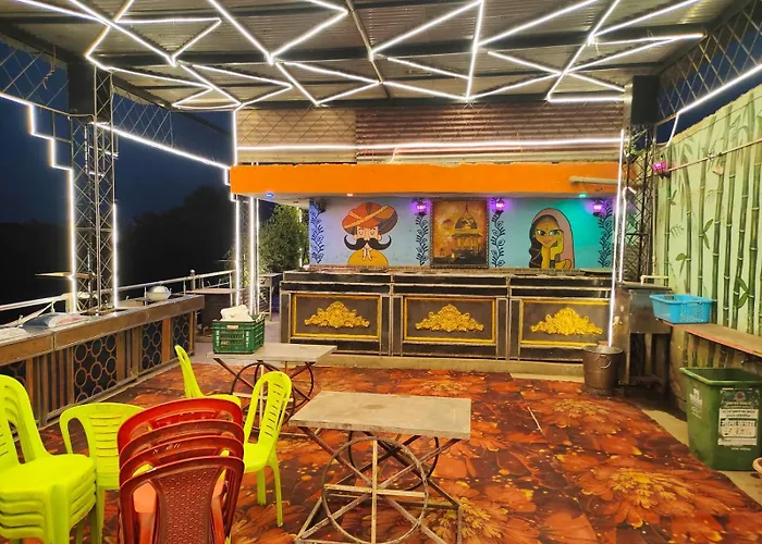 Shri Mangal Palace