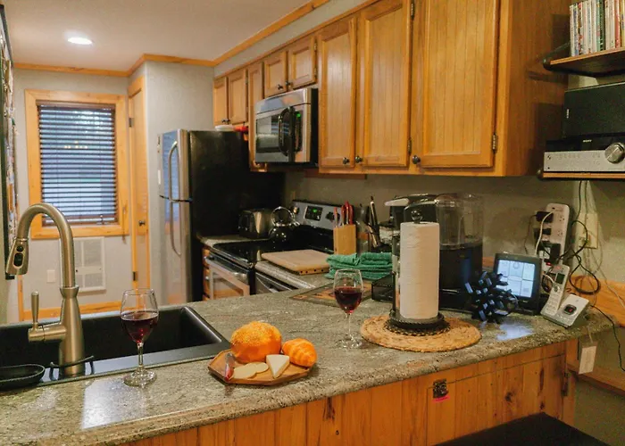 Powderidge 7 Slopeside Unit - 2 Bedroom Pet Friendly