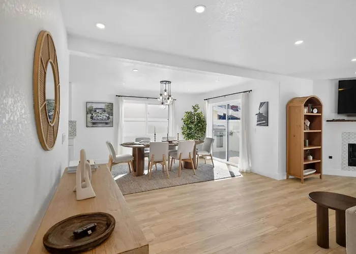 Outrigger Beach Retreat