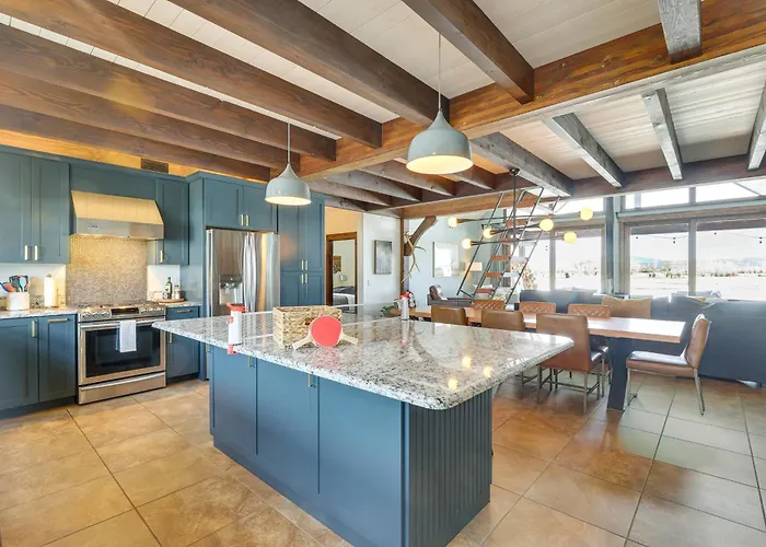 Fish, Hike & Ski: Mtn-View Gunnison Home W/ Sauna