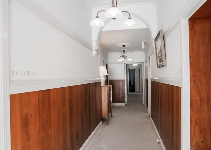 Heritage On Horseshoe Guest House