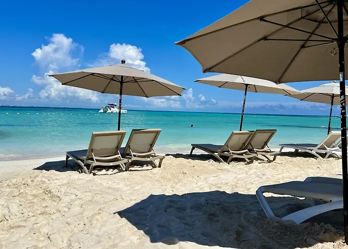Charly Beach Hotel