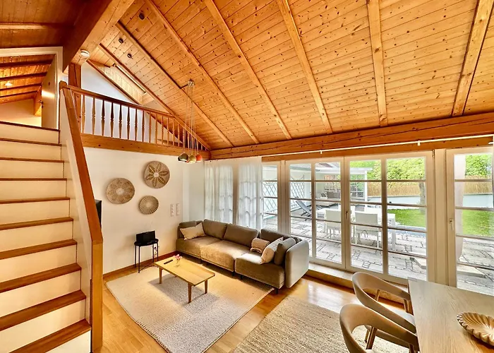 MAVIE-Living Garden Apartment