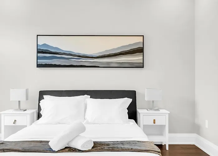 Welcome To Your Comfort Retreat By The Lake