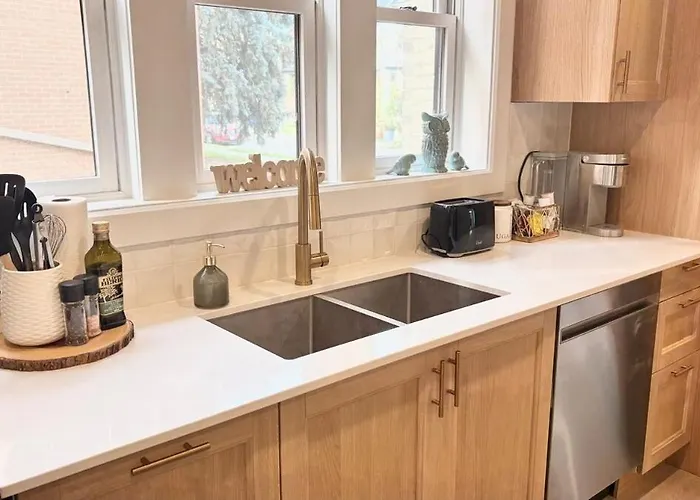 The Walnut On Victoria Park - 2 Bed 1 Bath
