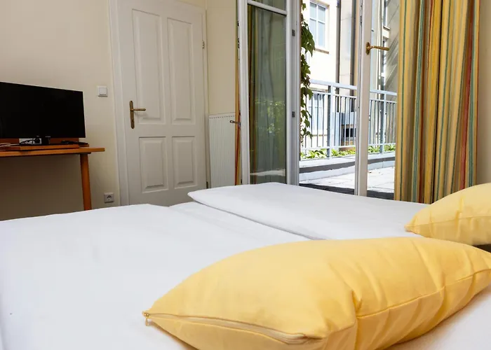 Suite Hotel 900M Zur Oper