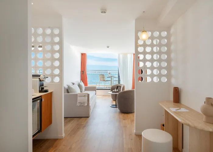 Hotel La Plage 5 Etoiles La Grande Motte