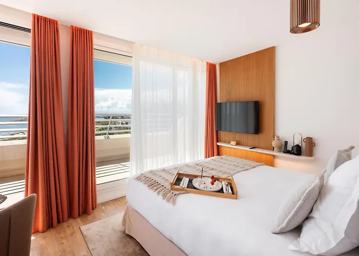 Hotel La Plage 5 Etoiles La Grande Motte