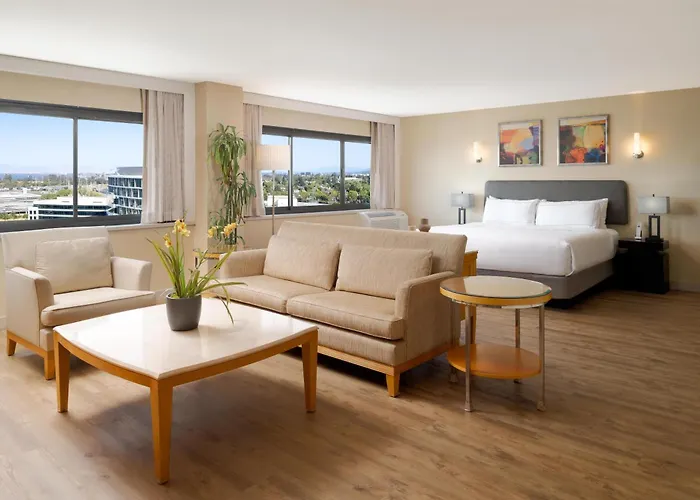 Hilton San Francisco Airport Bayfront - No Resort Fee
