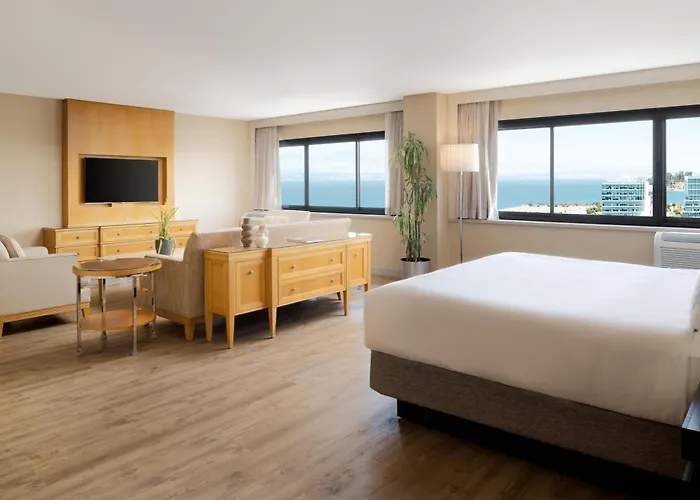 Hilton San Francisco Airport Bayfront - No Resort Fee