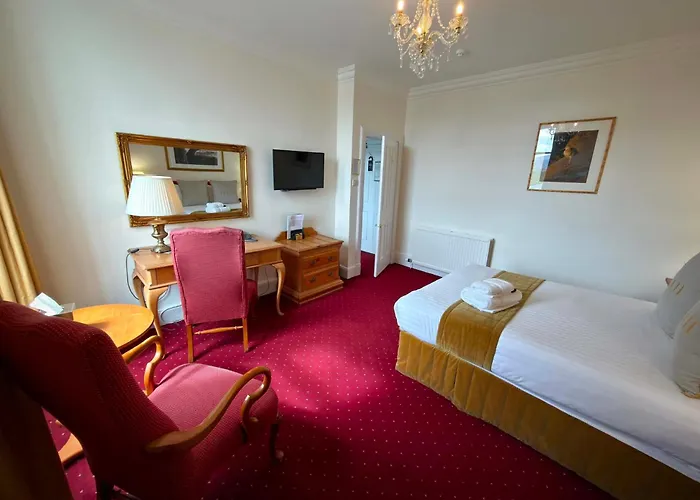 Grant Arms Hotel