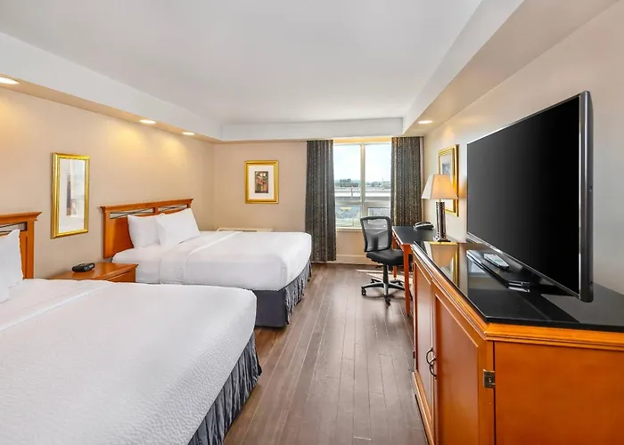 Grand Hotel & Conference Centre Calgary Airport, An Ascend Collection Hotel