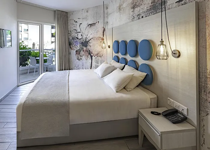 Vangelis Hotel & Suites