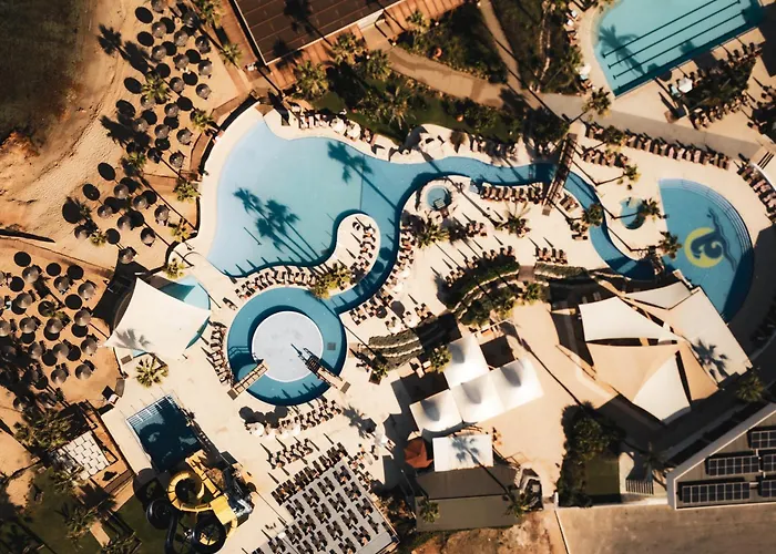 Adams Beach Hotel & Spa (Adults Only)