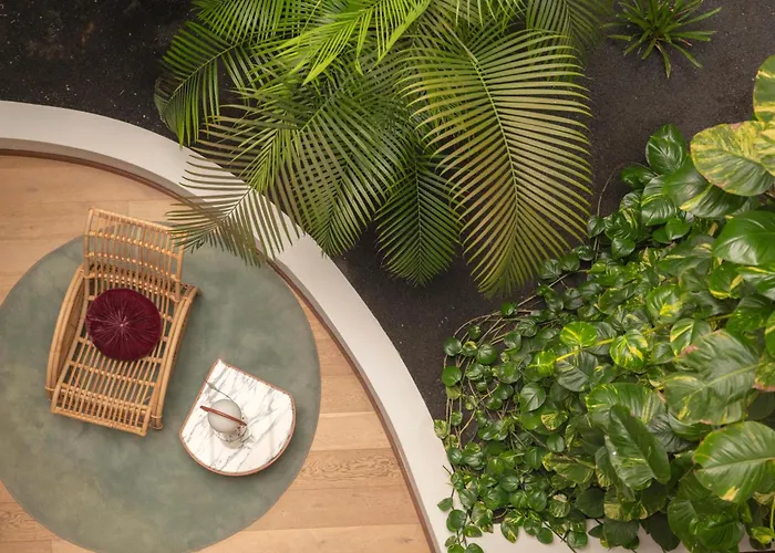 Plus Fariones Suite Hotel