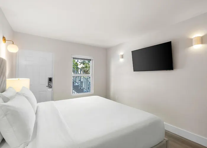 The Garden Hotel & Resort
