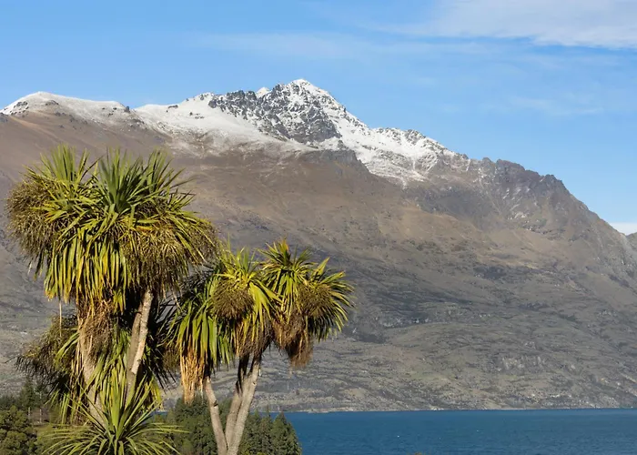 Queenstown Motel Apartments (Adults Only)
