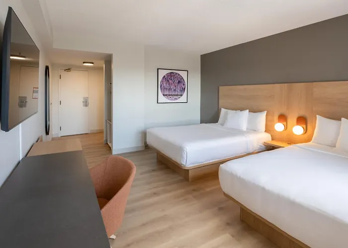 Norwood Hotel