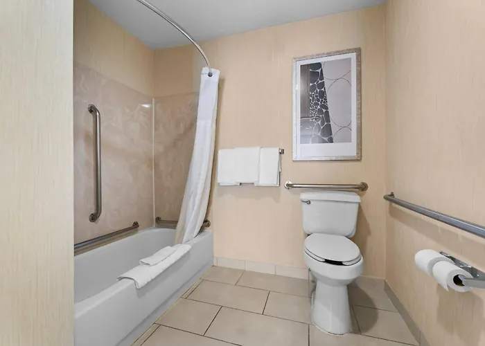 Mainstay Suites Appleton Airport - Fox River Mall Area