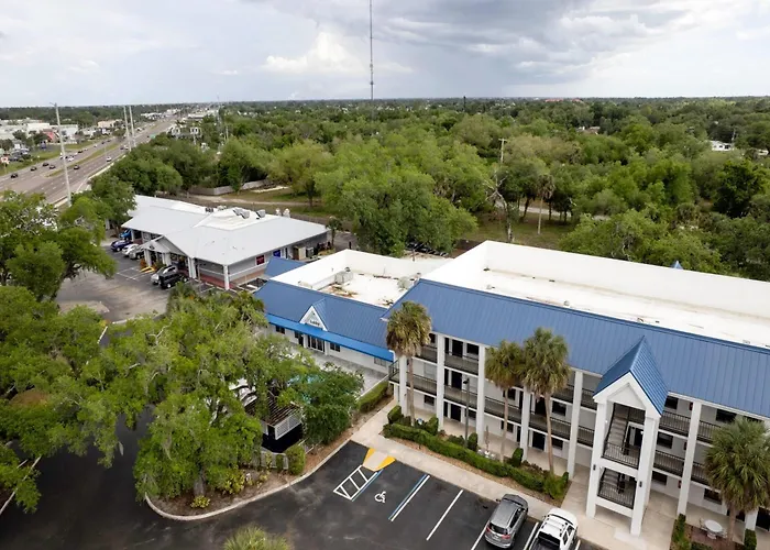Days Inn By Wyndham Port Charlotte Town Center