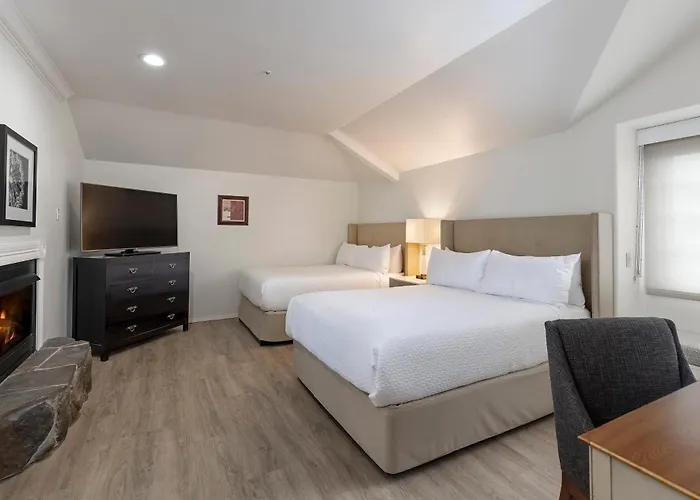 Pelican Inn & Suites