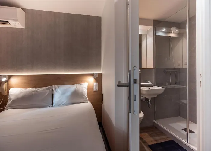 The Originals Access, Hotel Bordeaux Lac