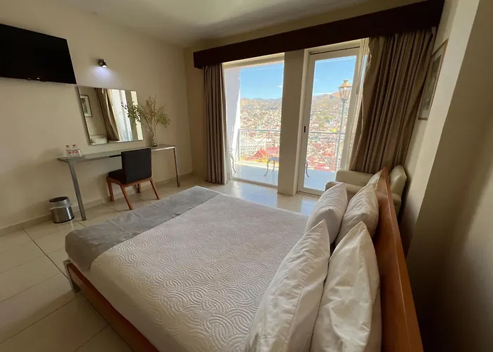 Hotel Balcon Del Cielo