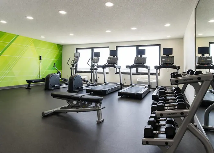Holiday Inn Newark International Airport
