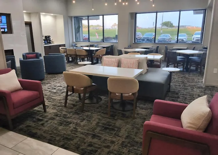 La Quinta By Wyndham New Haven