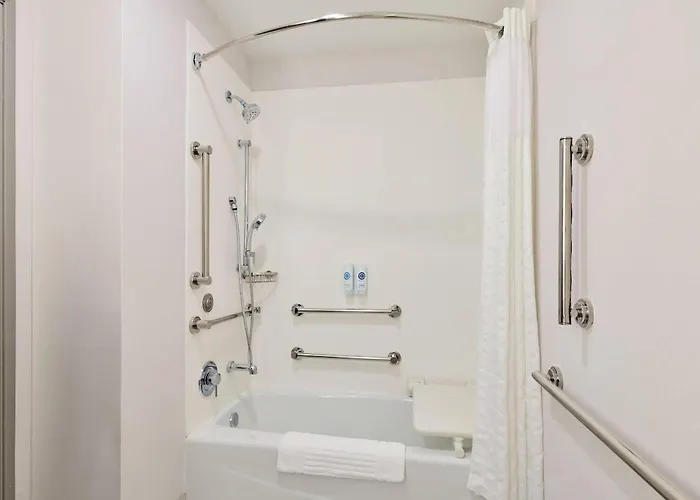 Comfort Suites Springfield-Eugene