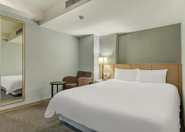 Guide Hotel Taipei Chongqing