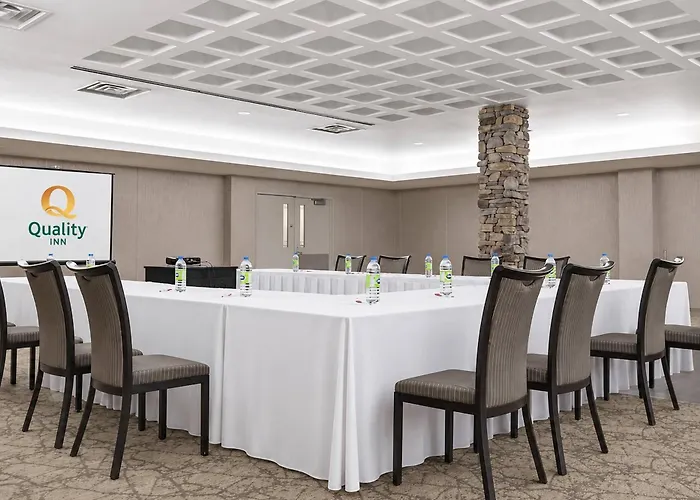Quality Inn And Conference Centre