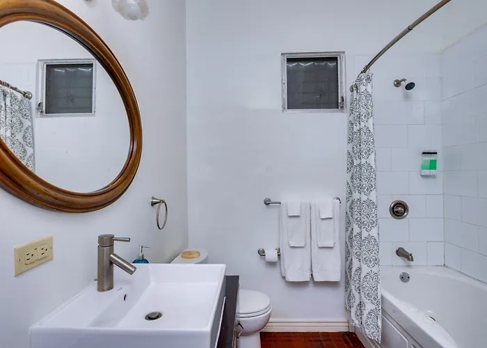 Harbour View Boutique Hotel & Wellness Retreat