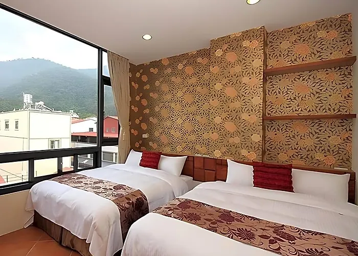 Shi Su Wan Jia Homestay II