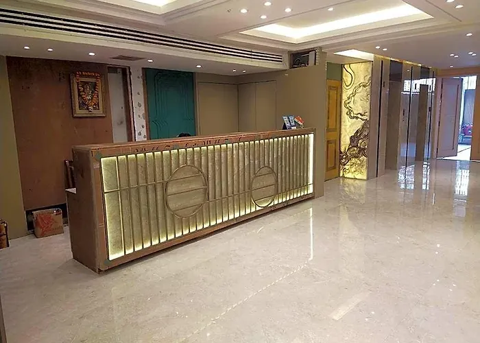Hotel Gagan Plaza
