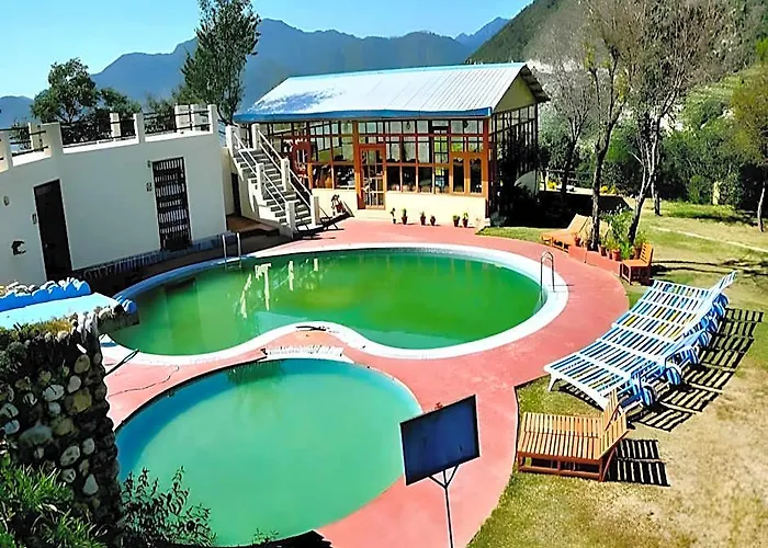 Classic Hill Top Resorts Chamba