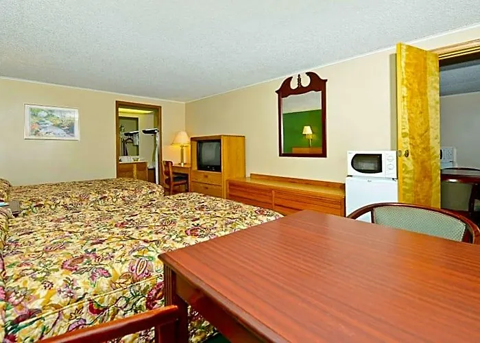 M Star Hotel Covington
