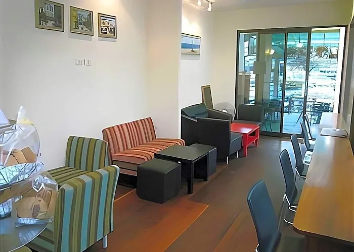 Pakchong Town Hotel