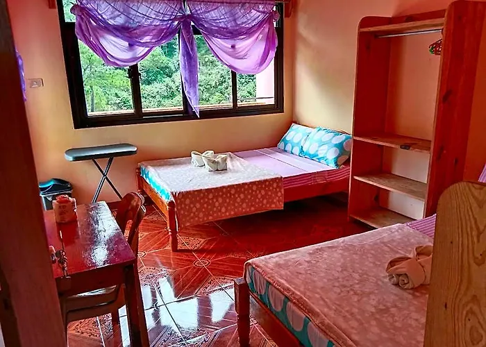 Kanip Aw Pines View Lodge