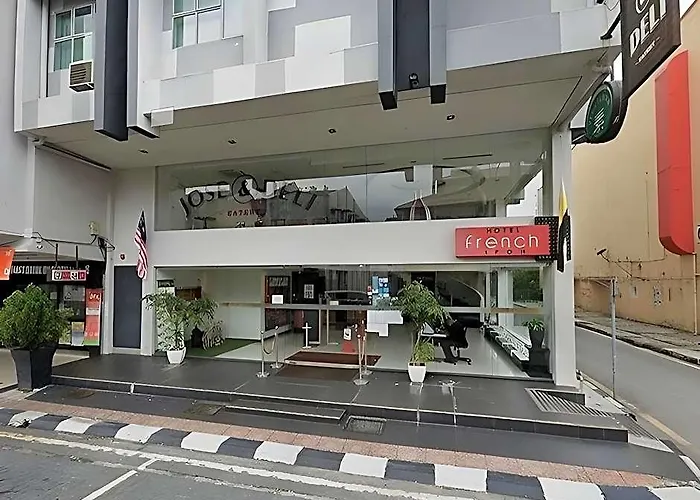 French Hotel