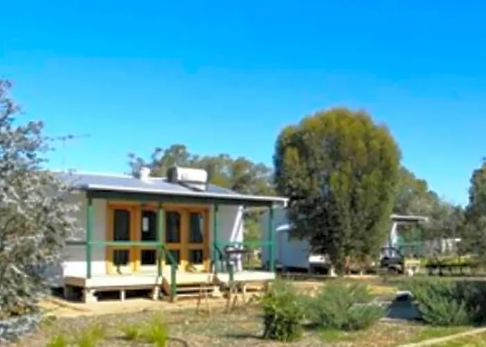 Stone Hut Cottages