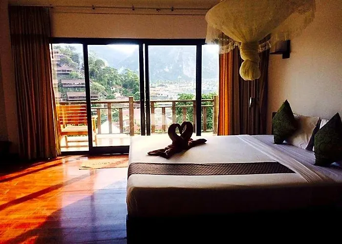Phitarom Phi Phi Resort