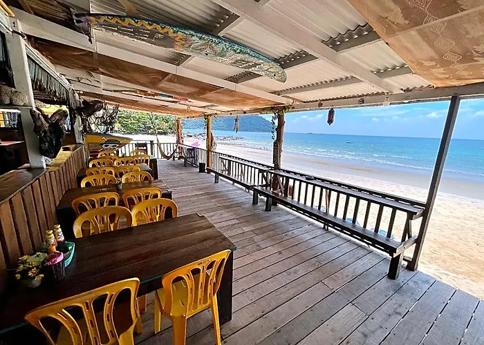 Beach Shack Chalet